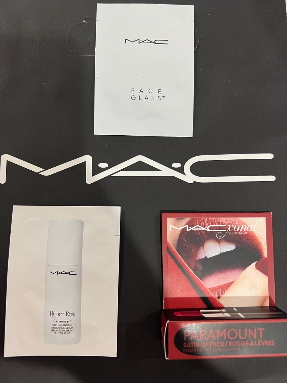 New! MAC Cosmetics Face Glass Mini Real Serumizer and mini lip in PARAMOUNT